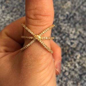 Size 10 Henri Bendel luxe ring